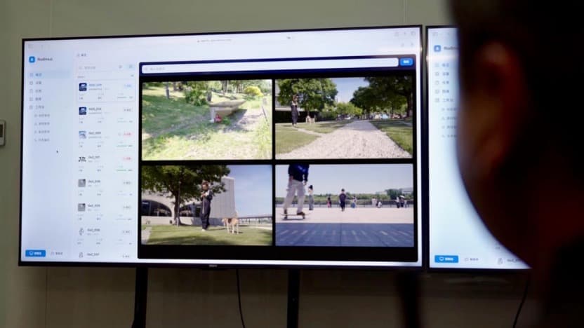 Cloud management platform monitoring multiple patrol robot dogs